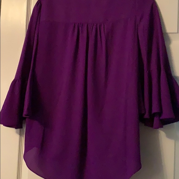 Top - Picture 2 of 2